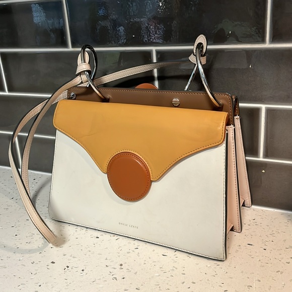 Danse Lente Phoebe Bag Purse Tan & Beige Leather - EUC! - Picture 2 of 13